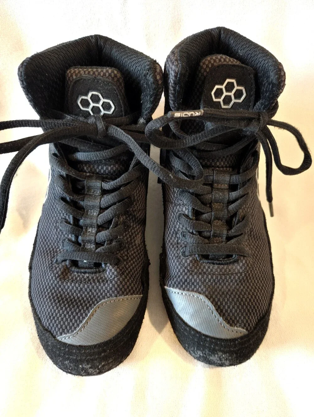 Rudis Colt 2.0 Wrestling Shoes Mens Youth Size 3 Black White Sneaker High Top